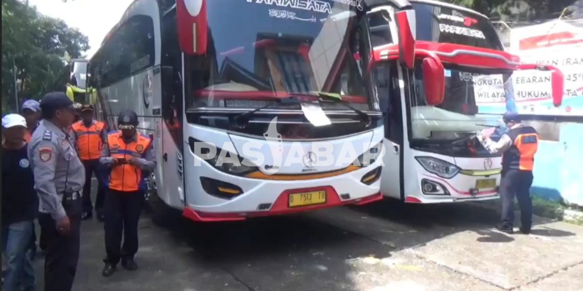 Dishub Kota Cimahi Lakukan Ramp Check Pada Bus Angkutan Mudik Lebaran