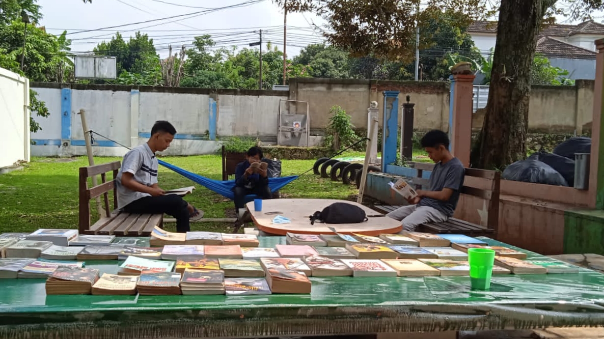 Tingkatkan Minat Baca Dalam Hima Literasi Kampus Stkip Pasundan 