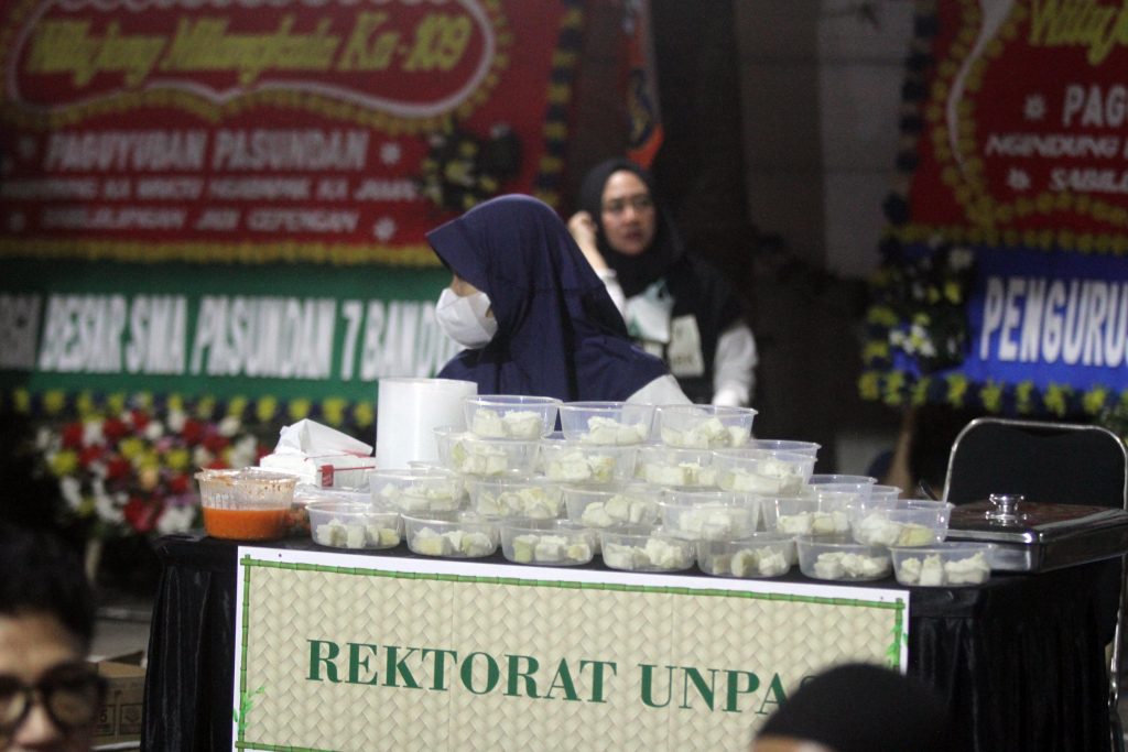 Foto Wayang Golek Dan Longser Meriahkan Milangkala Ke 109 Paguyuban