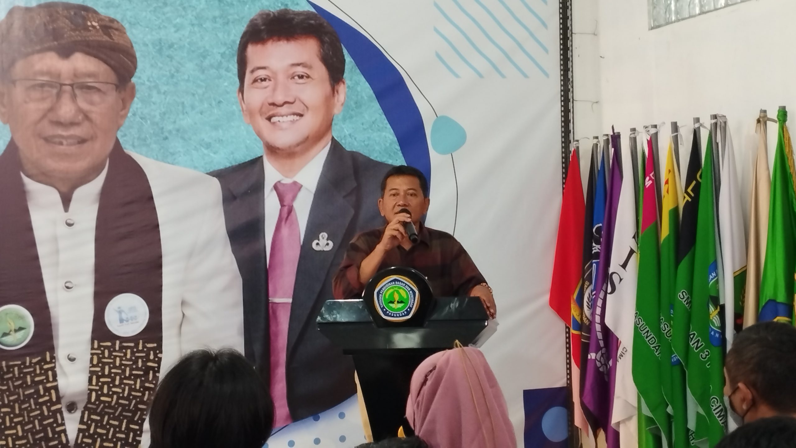 Ketua YPDM Pasundan Dr. Dadang Mulyana M.Si