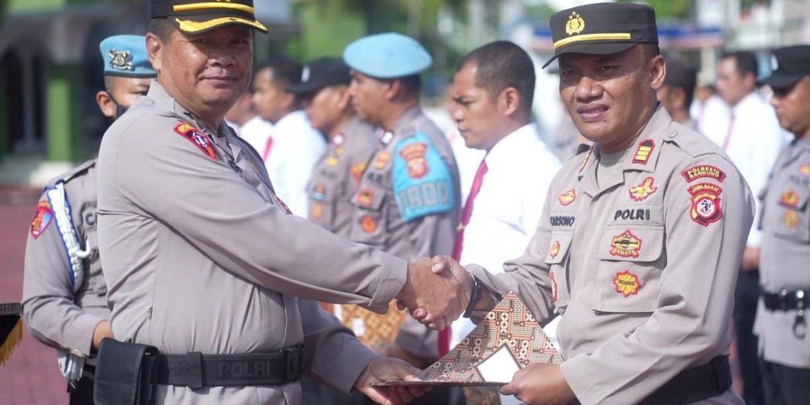 Bangun Pos Terpadu 3 Pilar, Kapolsek Cikancung Diganjar Penghargaan