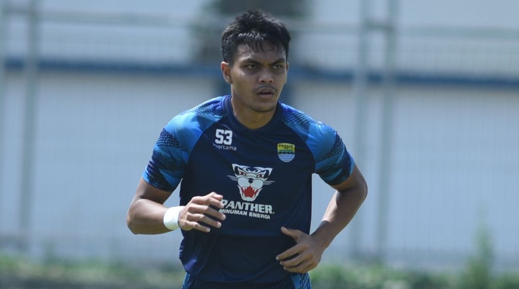 Pemain Persib Bandung Rachmat Irianto (foto: official persib)
