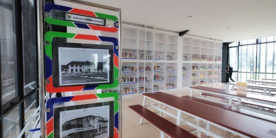 Microlibrary Alun-alun Bandung