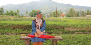 Malia Nur Alifa: Mencintai Sejarah, Membuka Jendela Kisah Lembang