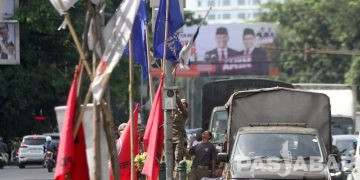 FOTO : PENERTIBAN ALAT PERAGA KAMPANYE