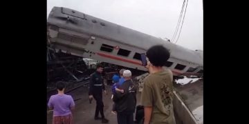 PT KAI Pastikan Seluruh Penumpang KA Turangga dan KA Lokal Bandung Selamat