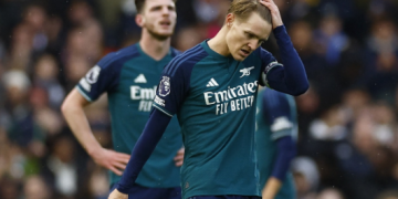 Meriam London Tumbang 1-2 di Malam Tahun Baru