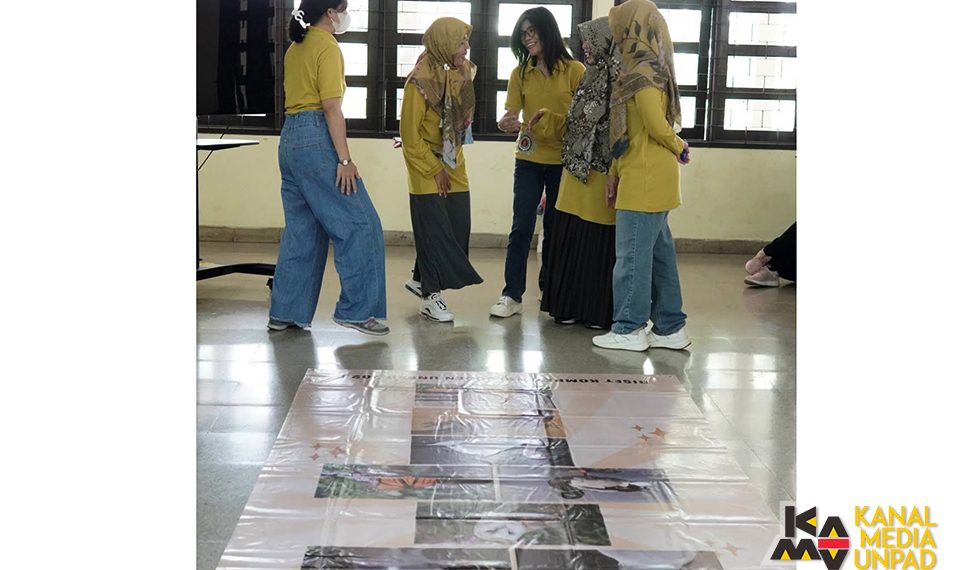 Tingkatkan Literasi Anak, Permainan Engklek Dimodifikasi