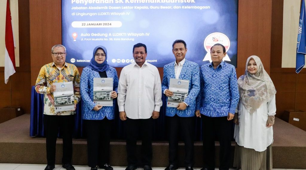 Unpas Tambah Tiga Guru Besar Baru