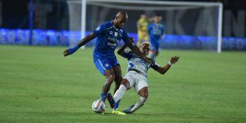 Persib Menggila di Si Jalak Harupat, PSIS Disikat 3-0