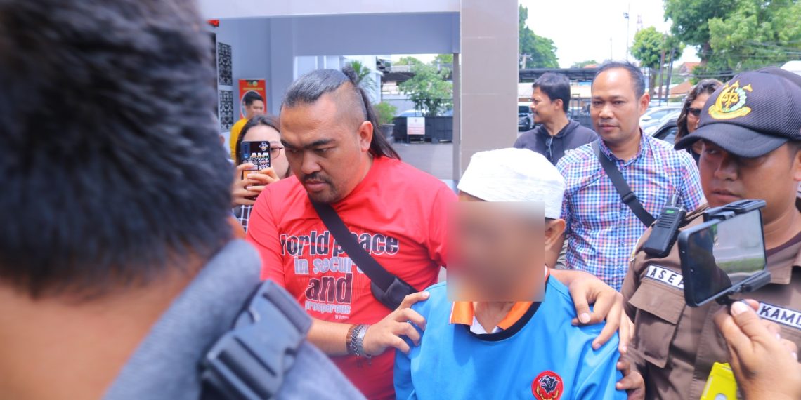 Dua Tersangka Pembunuhan Ibu dan Anak Telah Diserahkan ke Kejari Subang