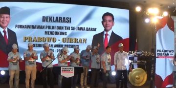 Mantan Kasad Jenderal (Purn) Dudung Abdurachman Hadiri Deklarasi Dukungan Prabowo-Gibran di Bandung