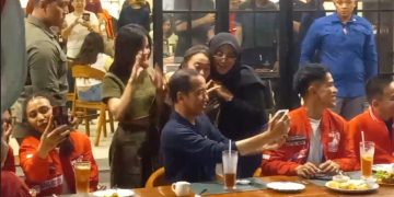 Presiden Joko Widodo Makan Malam Bersama Ketua Umum PSI di Braga