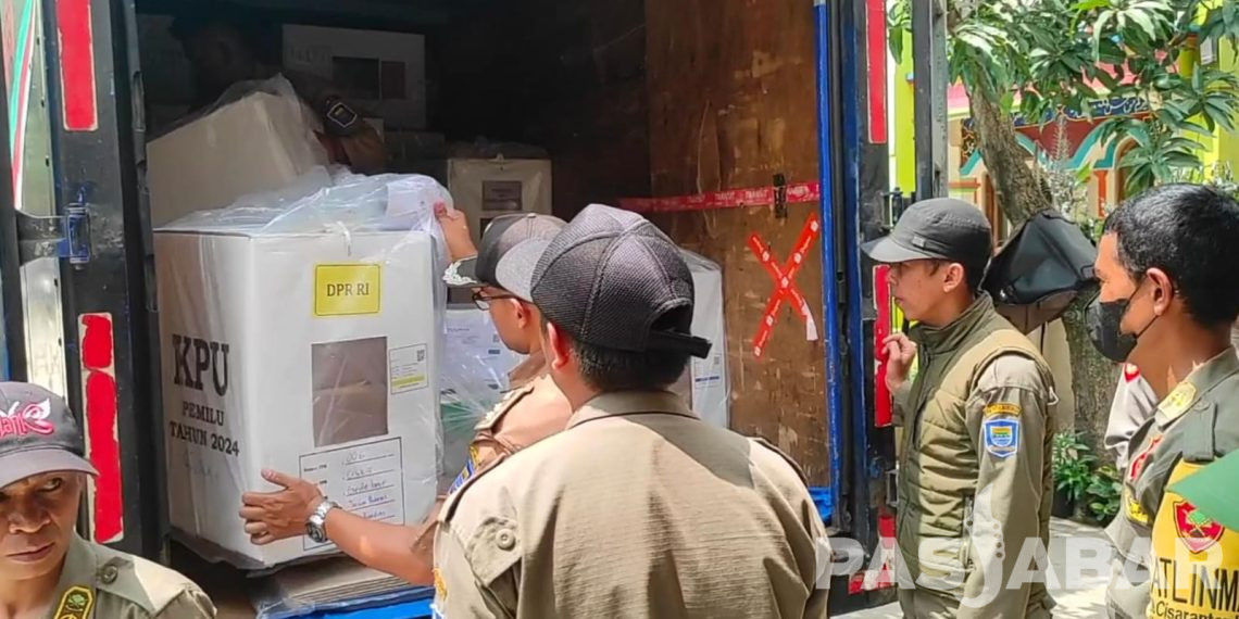 Logistik Pemilu 2024 Mulai Didistribusikan ke TPS di Jawa Barat
