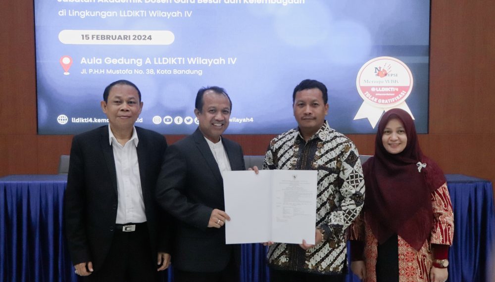 SK Guru Besar Sudah Diterima Warek Bidang Belmawabud Unpas