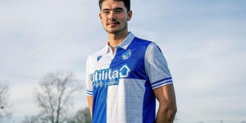 Jarang Dimainkan Ipswich Town, Elkan Baggott Dipinjamkan ke Bristol Rovers