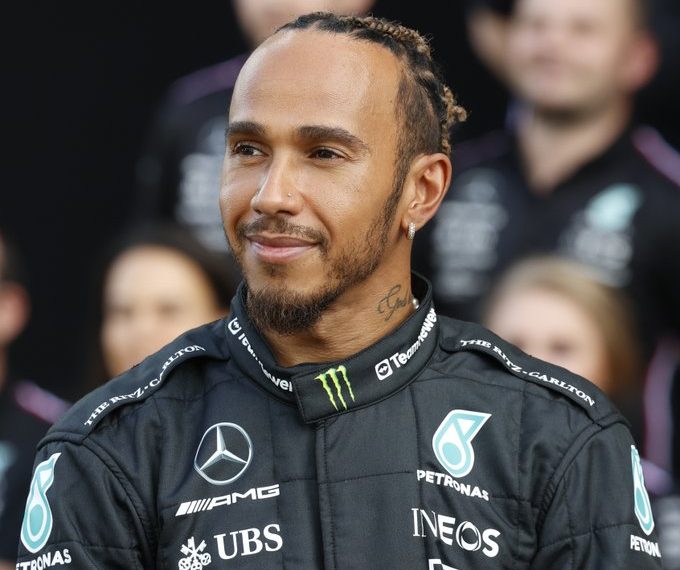 Lewis Hamilton Hengkang dari Mercedes, Merapat ke Ferrari