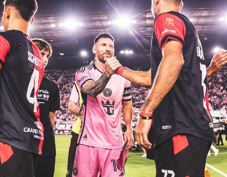 Lionel Messi Dikabarkan Ngambek Setelah Ditarik Keluar Lapangan