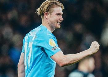 Manchester City Pecundangi Burnley 3-1, Alvarez Dua Gol