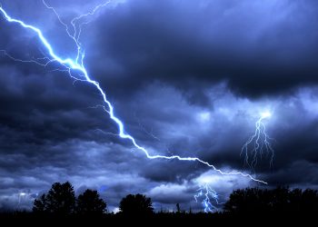 Dua Mahasiswa Unpad Meninggal Tersambar Petir Saat Camping Mandiri