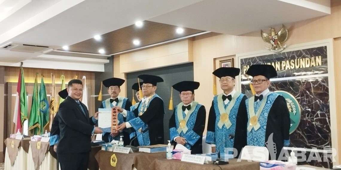 Promosi Doktor Ilmu Sosial Punjul Saepul Hayat Kaji Pengaruh Iklim Organisasi dan Penataan SDM Kinerja Pegawai