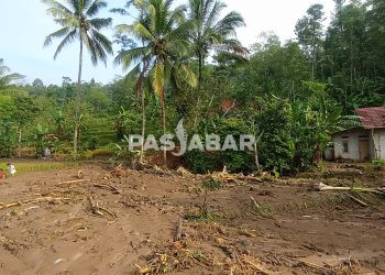 Banjir Bandang Terjang Desa Cibenda Kabupaten Bandung Barat