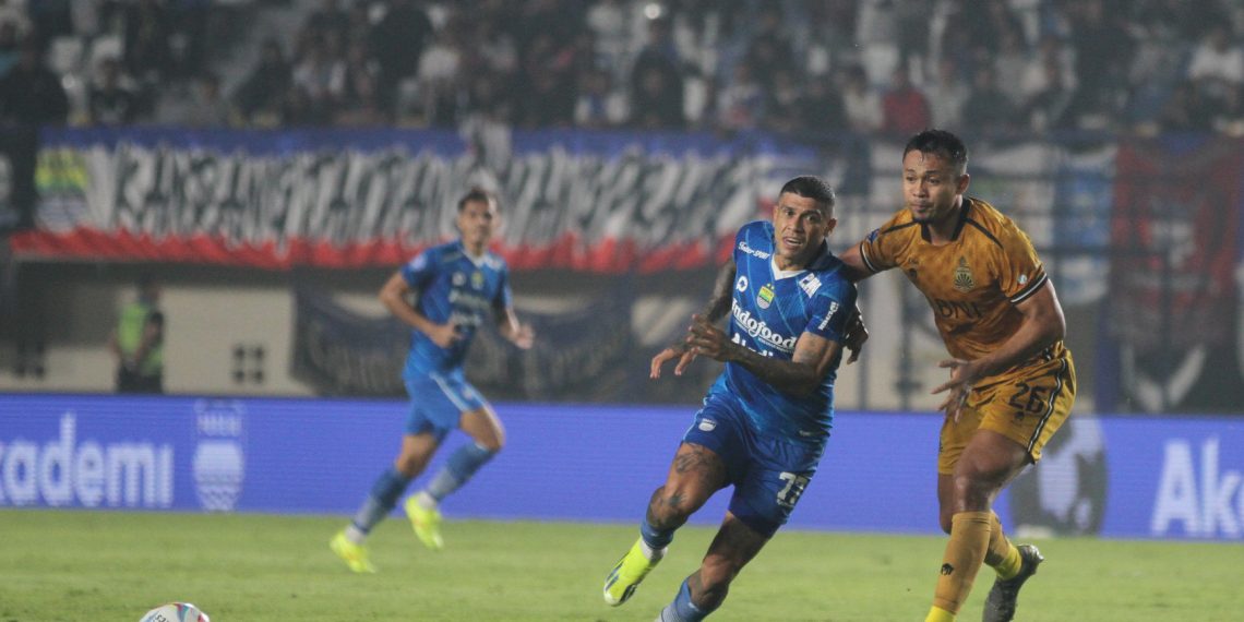 Foto Persib Lawan Bhayangkara FC