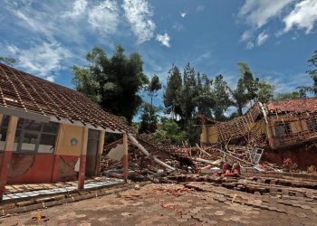 Pemerintah akan Merelokasi Rumah Warga Terdampak Pergerakan Tanah di Kab. Bandung Barat