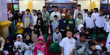 Bupati Bandung: Memuliakan Guru Ngaji Banyak Manfaatnya