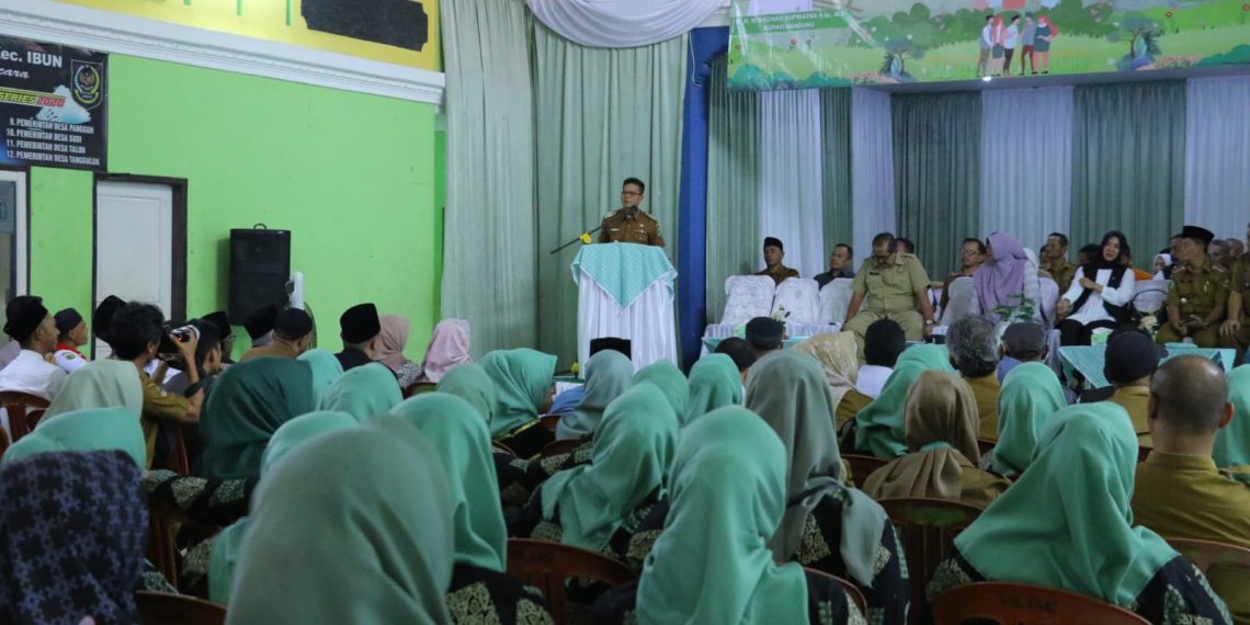 Warga Desa Lampegan Kabupaten Bandung Minta Perbaiki PJU