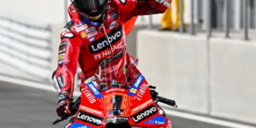 Bagnaia Menangi MotoGP Qatar 2024, Marc Marquez Nyaris Podium