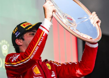 Carlos Sainz Menjadi Pemenang F1 Grand Prix Australia 2024