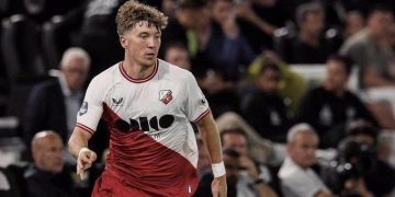 Ole Romeny Ditawari Membela Timnas Indonesia oleh Erick Thohir