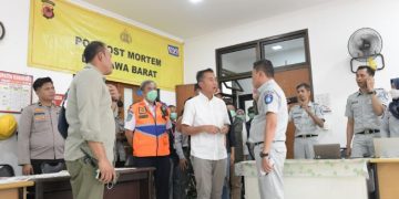 Pj Gubernur Jabar Datangi Korban Kecelakaan Maut Tol Cikampek