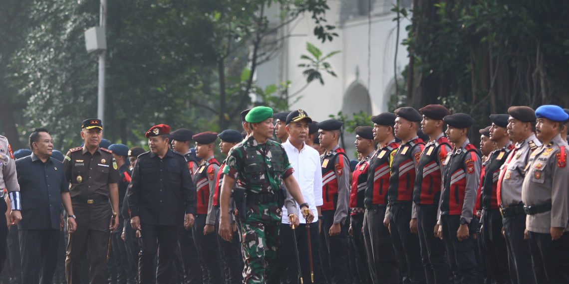 Apel Gelar Operasi Kepolisian Terpusat Ketupat Lodaya 2024 di Bandung