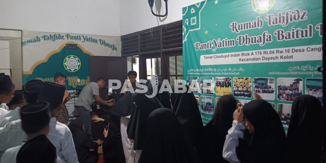 TVRI Jabar Berbagi Bersama dengan Anak Rumah Tahfidz Panti Yatim Dhuafa