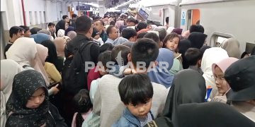 Pemudik Lokal di Stasiun Bandung Meningkat