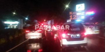 Jalur Tol Padaleunyi Arah Bandung Menuju Jakarta Terpantau Padat