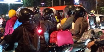 Arus Balik Sepeda Motor Masih Memadati Jalan Arteri Soekarno-Hatta, Kota Bandung