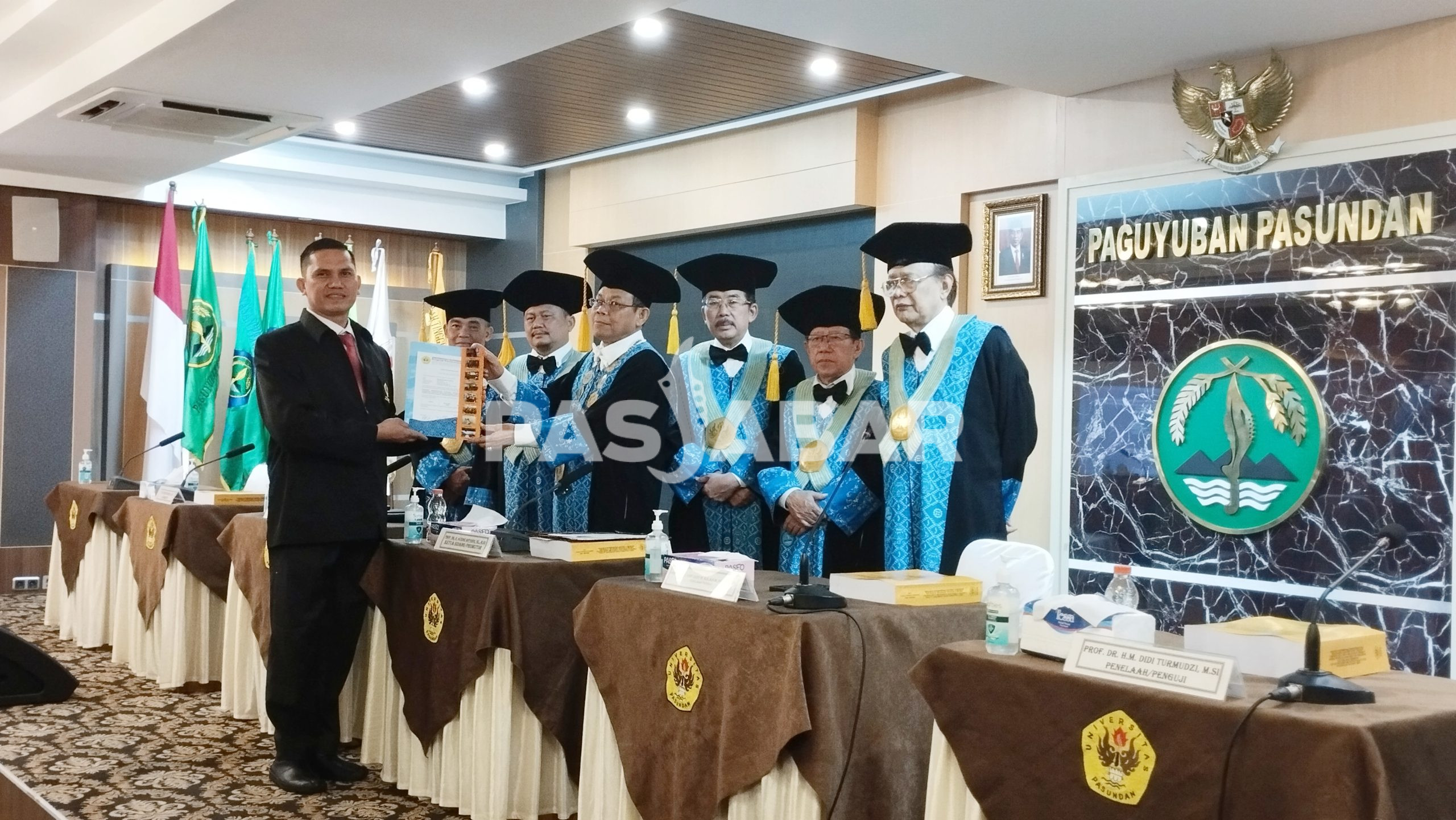 Promosi Doktor Ilmu Manajemen Donald Frensius Bahas Pengaruh Kepemimpinan Visioner, Komunikasi dan Budaya Organisasi