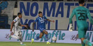 Foto: Persib Bandung melawan Borneo FC