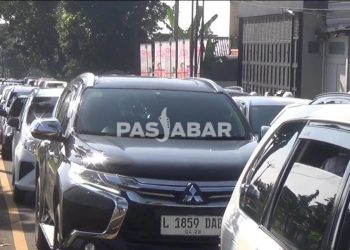 Jalur Wisata Ciwidey Kembali Macet, Petugas Lakukan Rekayasa Lalu Lintas
