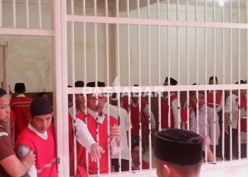 Petugas Pengawalan Tahanan Pidana Umum Kejaksaan Negeri Bandung berhasil menggagalkan upaya penyelundupan narkoba pada Selasa (23/4/2024).