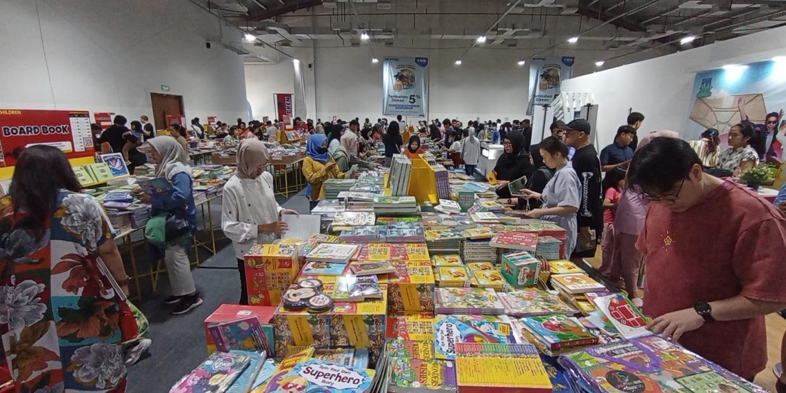 bazar buku kota baru parahyangan