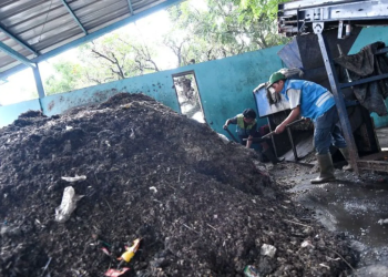 pengelolaan sampah kota bandung
