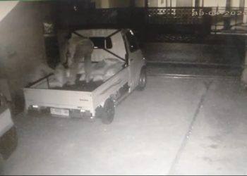 Pencuri Puluhan Karung Beras di Bandung Barat Terekam CCTV