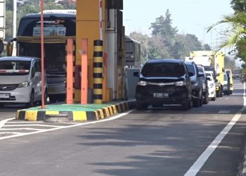 Puluhan Ribu Kendaraan Wisatawan Masuk Bandung Selama Libur