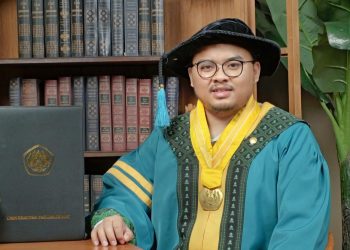 Mohammad Refi Omar Ar Razy: Membidik Puncak Pendidikan di Usia Muda