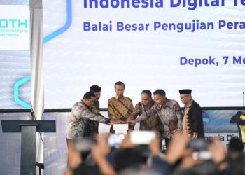Pj Gubernur Jabar Dampingi Presiden Resmikan Indonesia Digital Test House