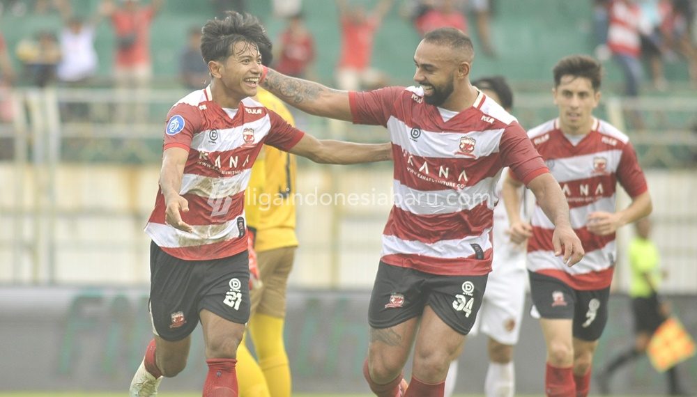 persib lawan madura united